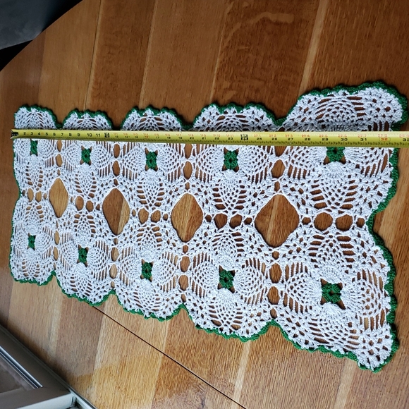 Handmade doili table runner #2 - Picture 3 of 5
